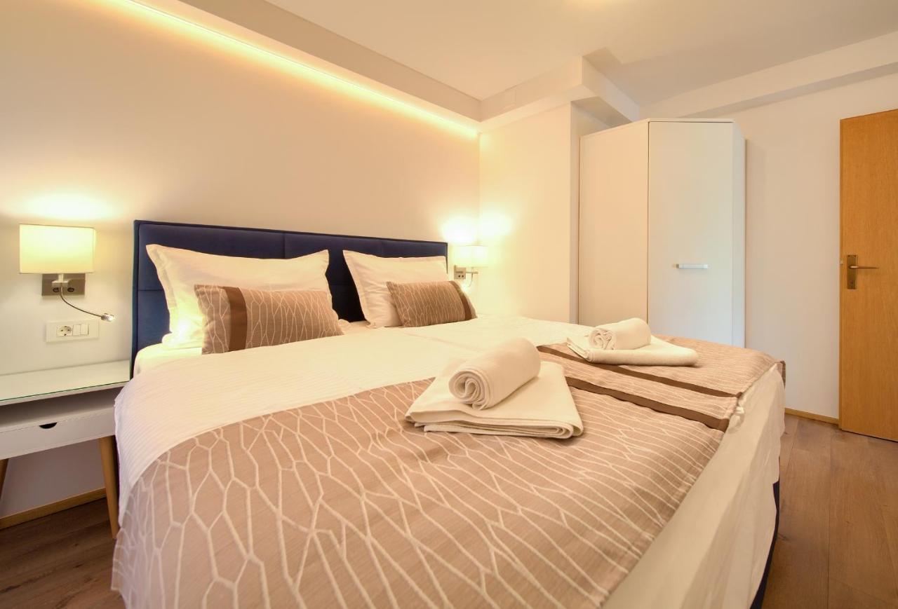 Adria Danka Apartment *
