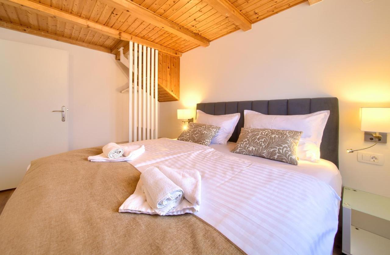 Adria Danka Apartment *