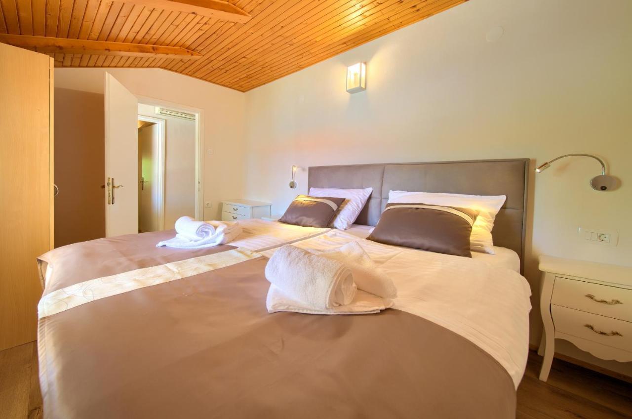 Adria Danka Apartment Krk Town