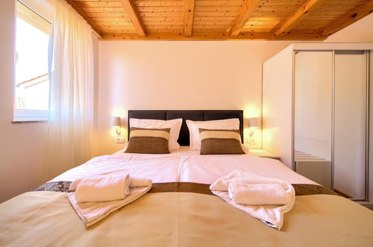 Adria Danka Apartment Krk Town